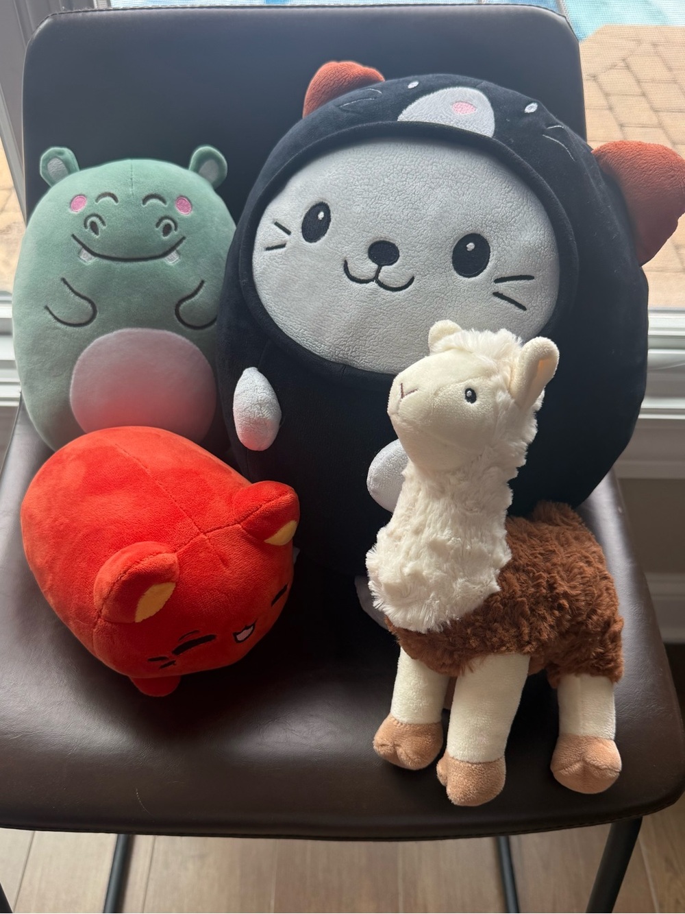 Stuffed animals bundle